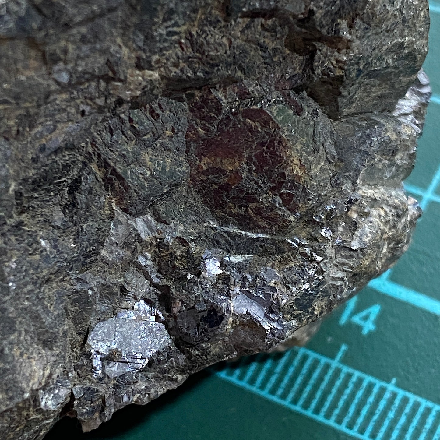 GALENA/SPHALERITE SOLID DENSE ORE SPECIMEN FROM AUSTRALIA. 320g MF1335