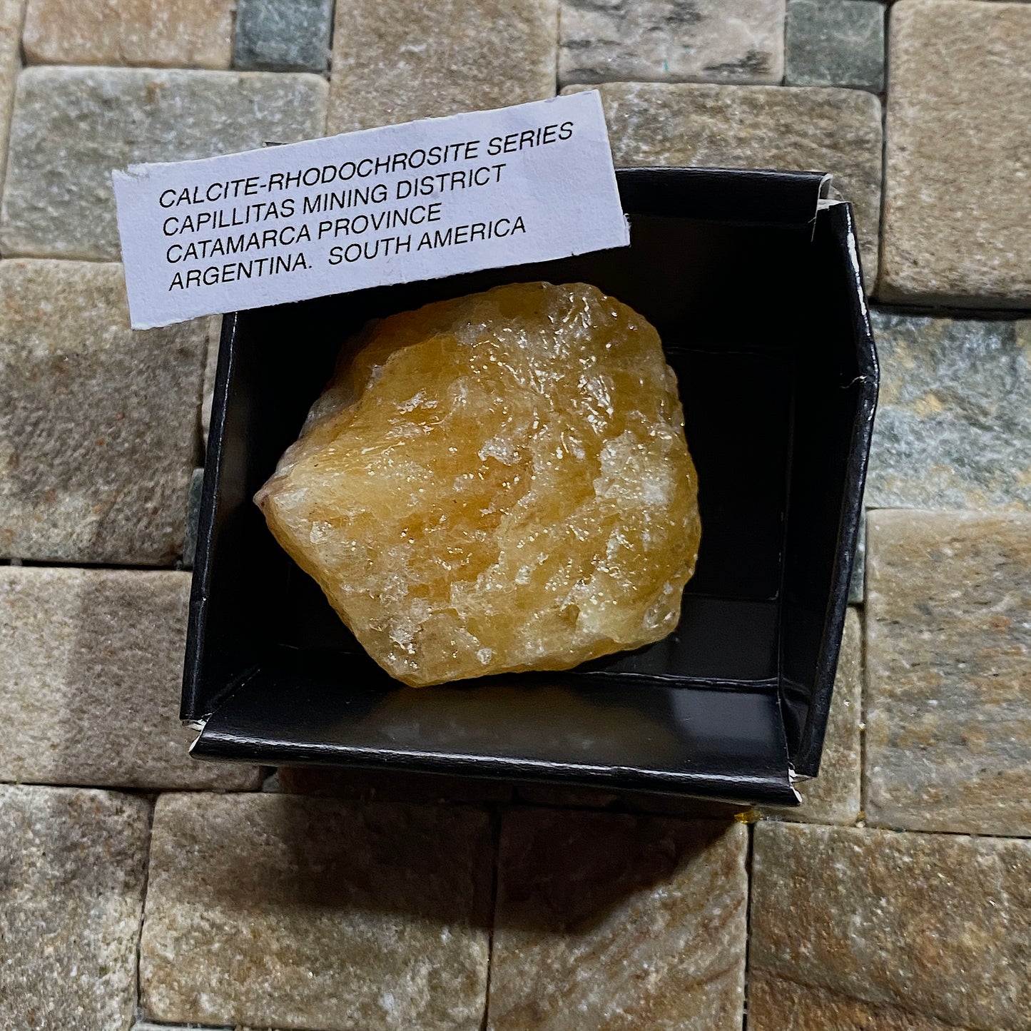 CALCITE-RHODOCHROSITE SERIES - CAPILLITAS MINING DISTRICT, ARGENTINA 31g MF1333