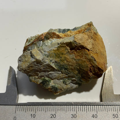WAVELLITE ON MATRIX : MAULDIN MOUNTAIN, ARKANSAS, U.S.A. 37g MF1348