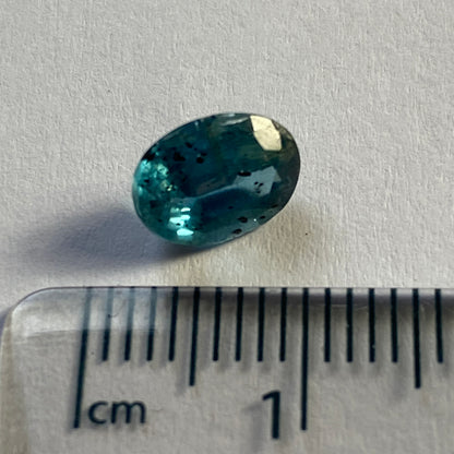 RARE BLUE-GREEN KYANITE GEMSTONE - BORISOVSKIE, RUSSIA. 1.35Ct  MFG2308