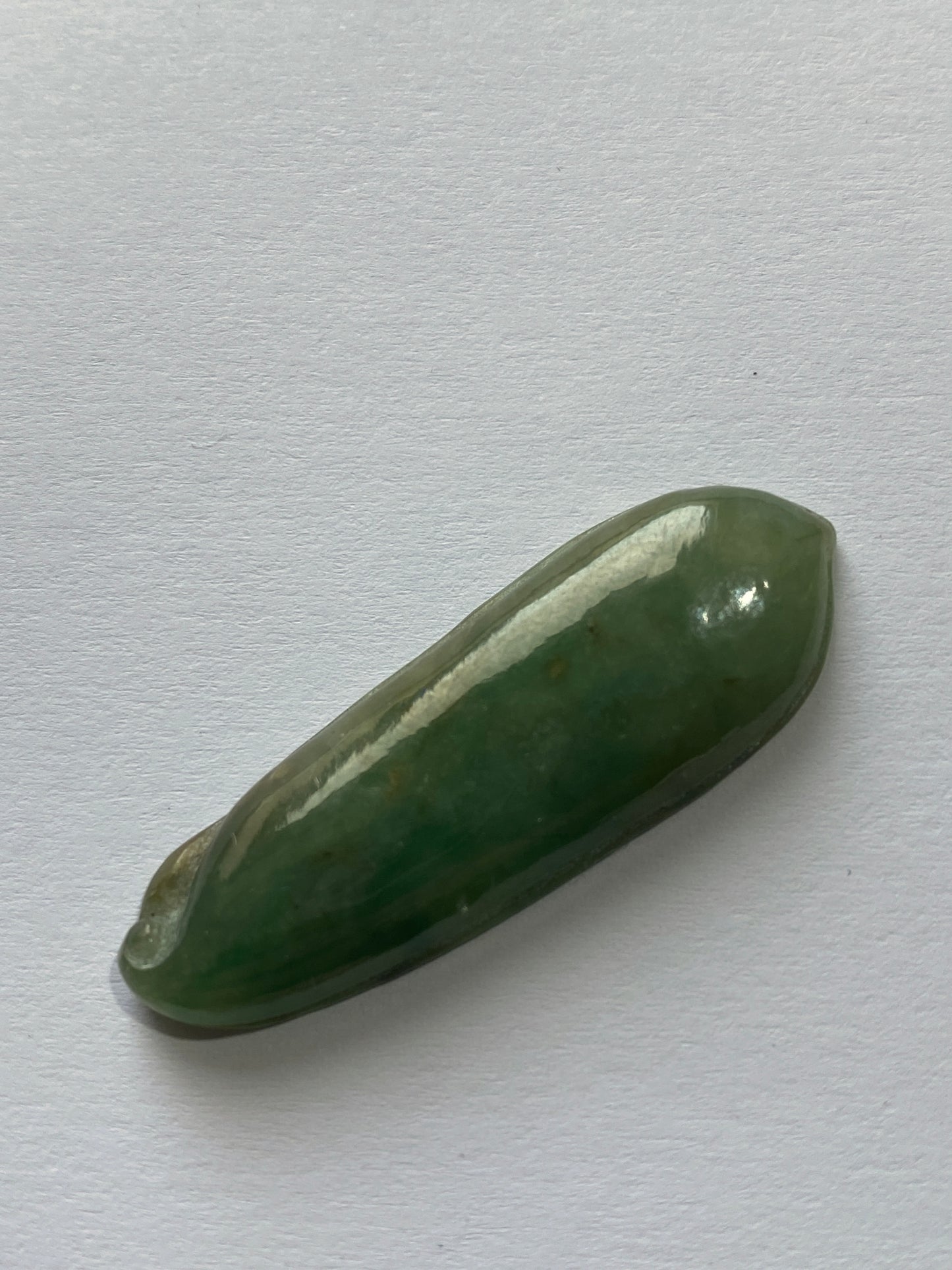 JADEITE : KACHIN STATE, MYANMAR    21.83Ct. MFG4948