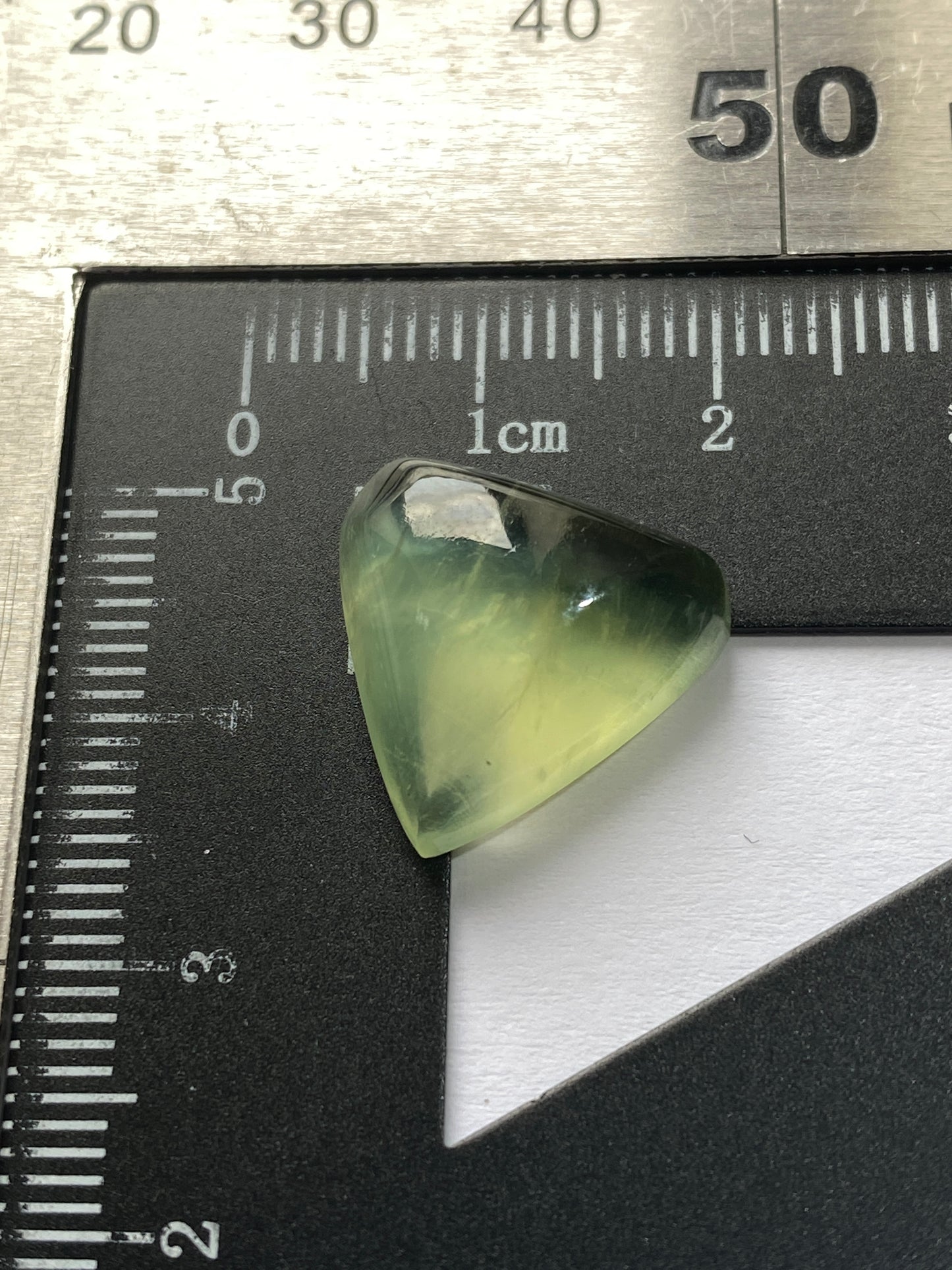 PREHNITE GEMSTONE : KAYES REGION, MALI, AFRICA  9.89Ct. MFG4949