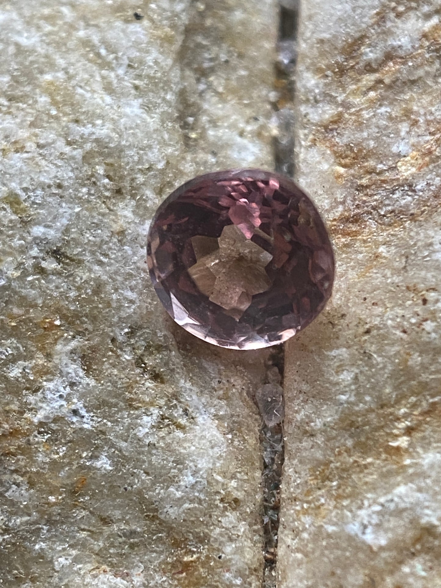 PEZZOTAITE NATURAL GEMSTONE : SAKAVALANA MINE, AMBATOUITA, MADAGASCAR 0.30Ct MFG4954
