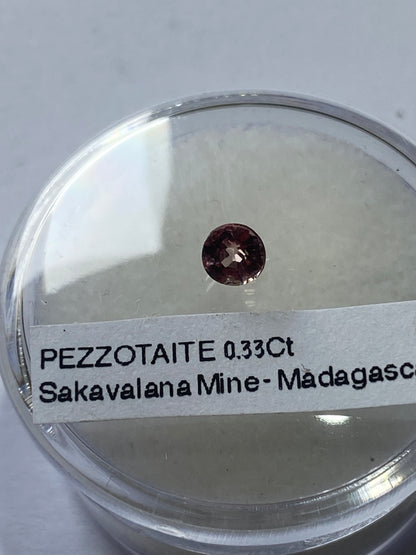PEZZOTAITE NATURAL GEMSTONE : SAKAVALANA MINE, AMBATOUITA, MADAGASCAR 0.30Ct MFG4954