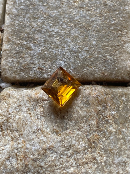 ORANGE TOURMALINE NATURAL GEMSTONE : JAGODA MINE, MKUSHI, ZAMBIA 0.62Ct MFG4955