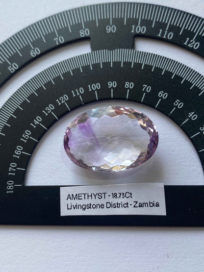 AMETHYST NATURAL GEMSTONE : LIVINGSTONE DISTRICT, SOUTHERN PROV., ZAMBIA 18.73Ct MF4956