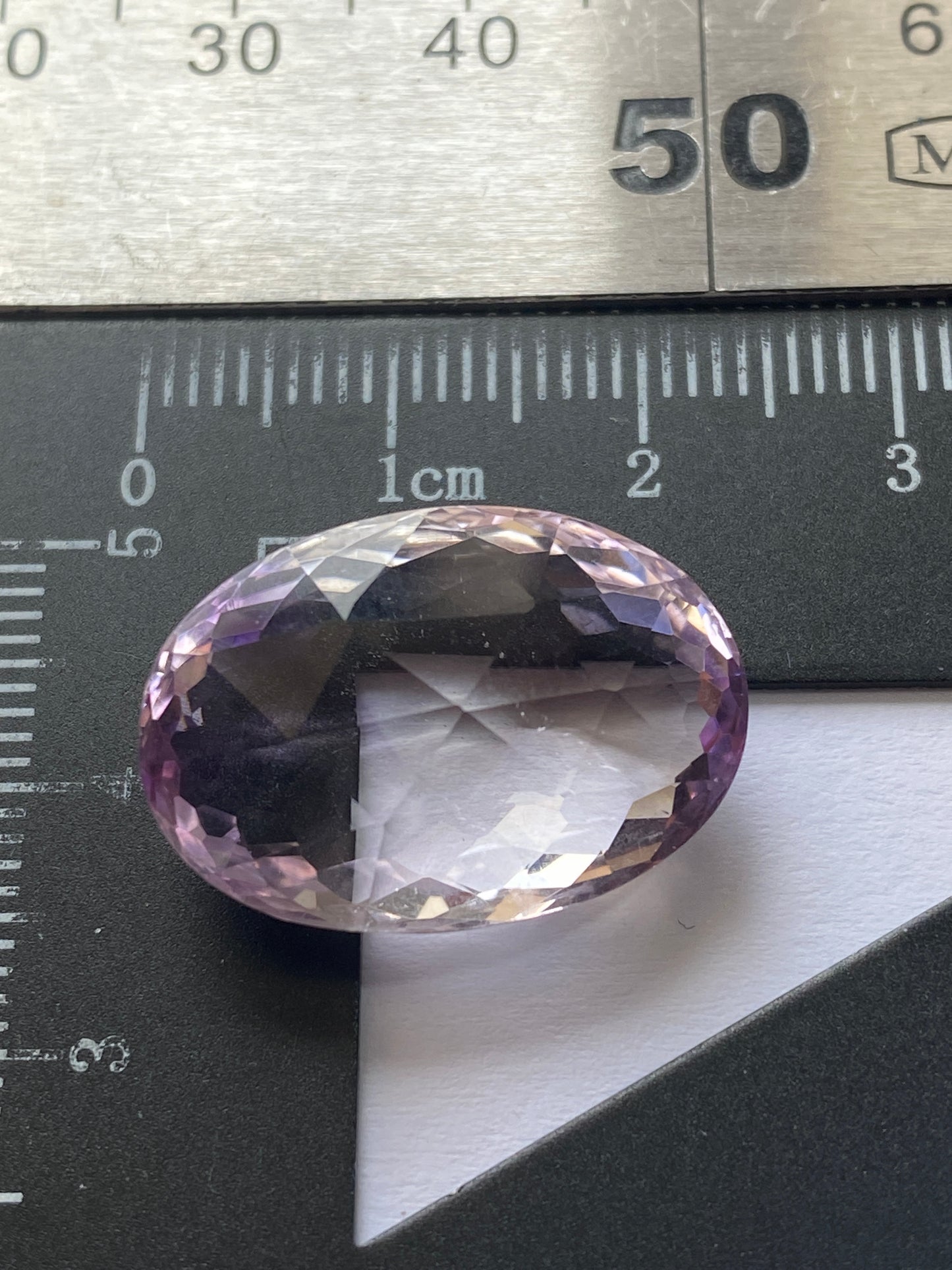 AMETHYST NATURAL GEMSTONE : LIVINGSTONE DISTRICT, SOUTHERN PROV., ZAMBIA 18.73Ct MF4956