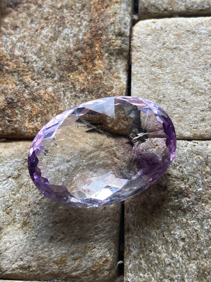 AMETHYST NATURAL GEMSTONE : LIVINGSTONE DISTRICT, SOUTHERN PROV., ZAMBIA 18.73Ct MF4956