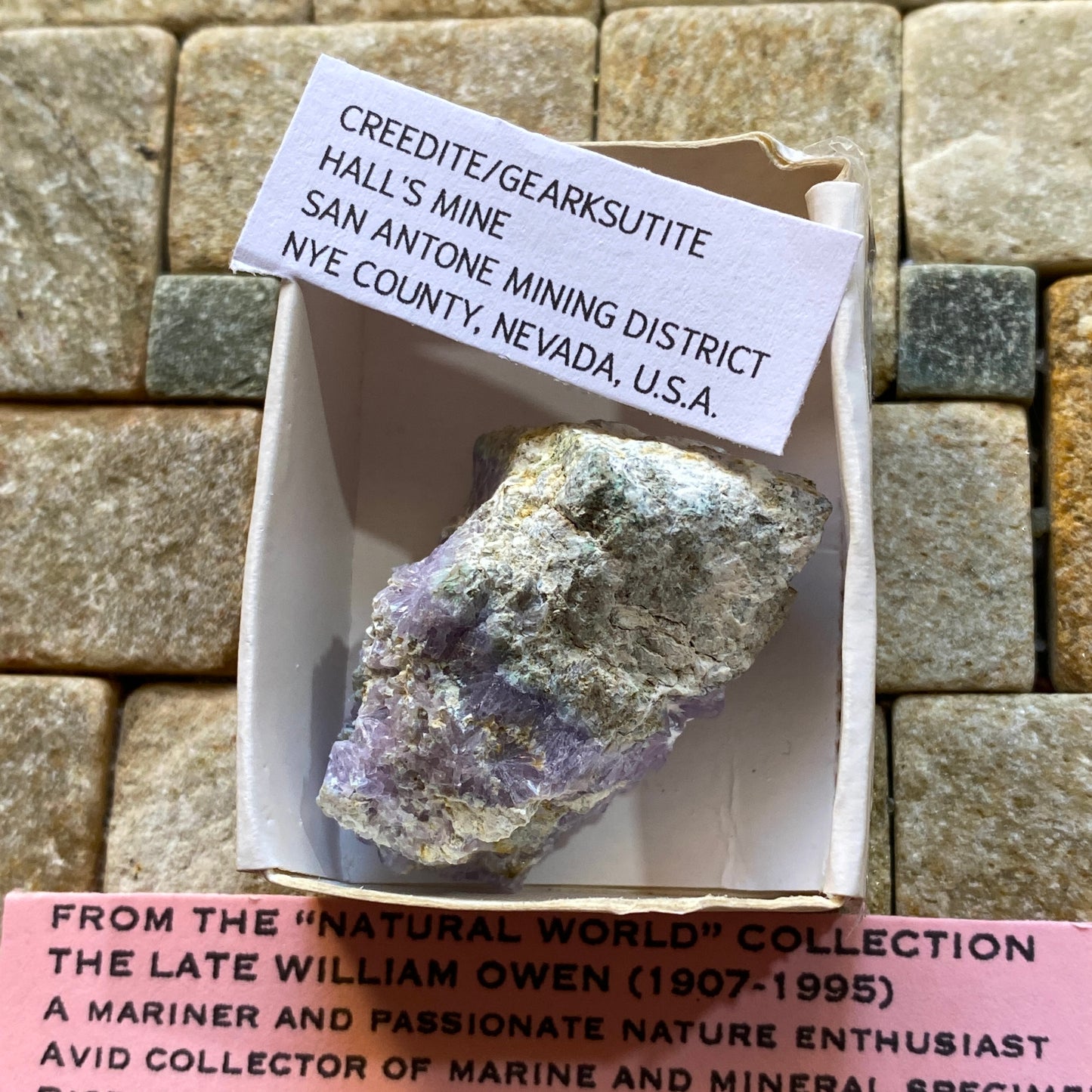 RARE CREEDITE/GEARKSUTITE ETC - HALL'S MINE, SAN ANTONE M.D., NYR CO., NEVADA U.S.A.