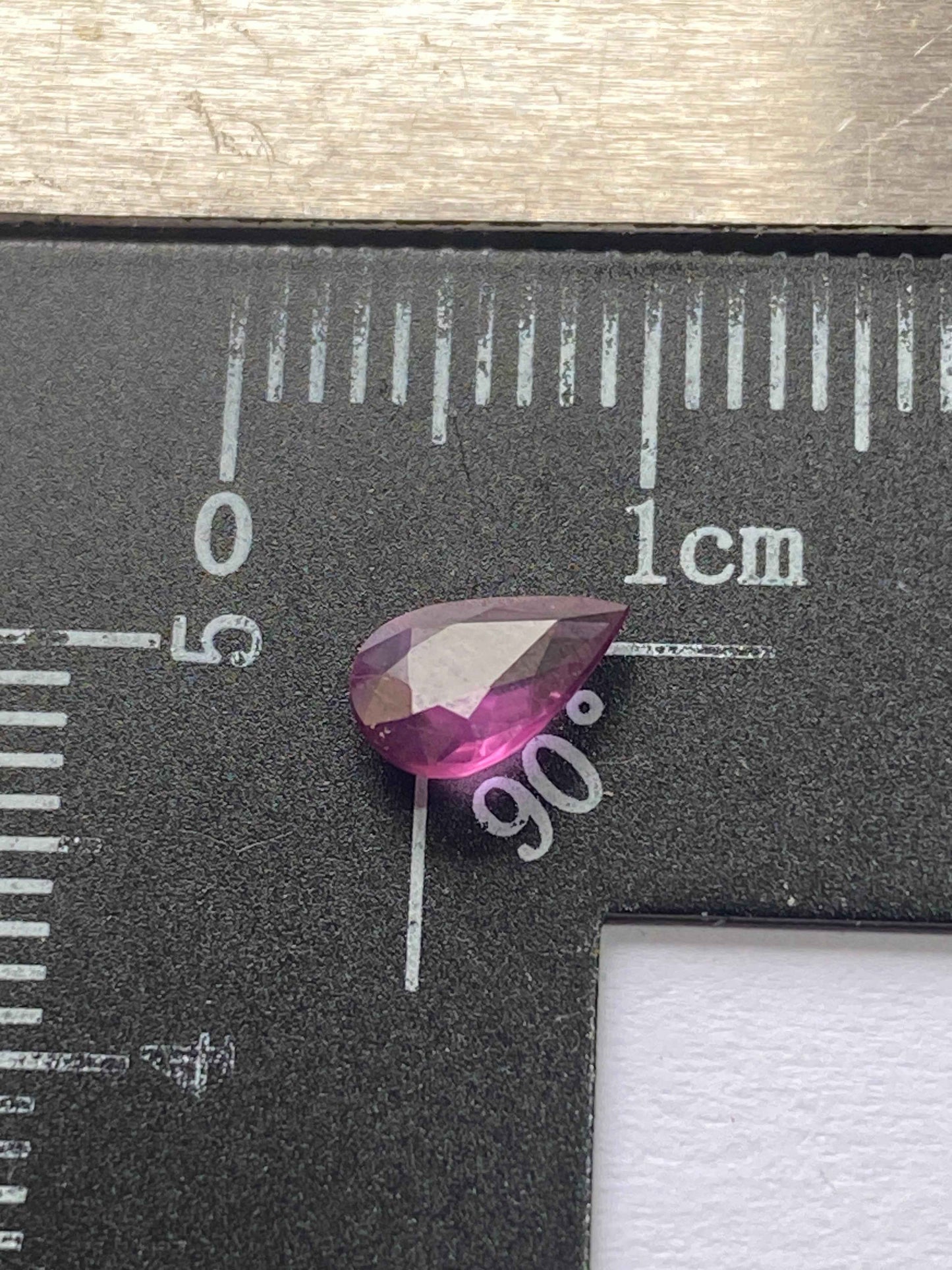 SAPPHIRE CORUNDUM NATURAL GEMSTONE : ZAZAFOTSY, MADAGASCAR 0.56Ct MFG4957