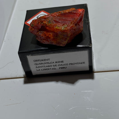 ORPIMENT CRYSTALLISATION FROM QUIRUVILCA MINE, PERU 18g MF1382