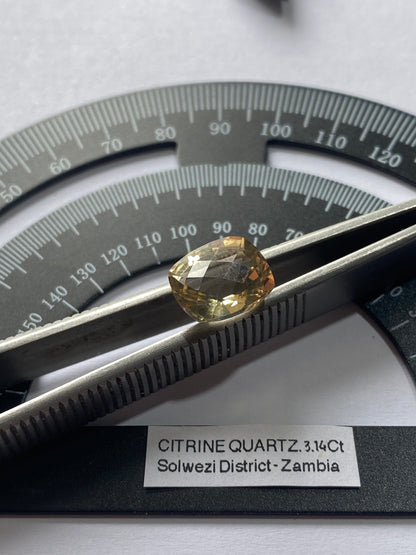 CITRINE QUARTZ NATURAL GEMSTONE : SOLWEZI DISTRICT, N.W. PROVINCE, ZAMBIA 3.14Ct MFG4959