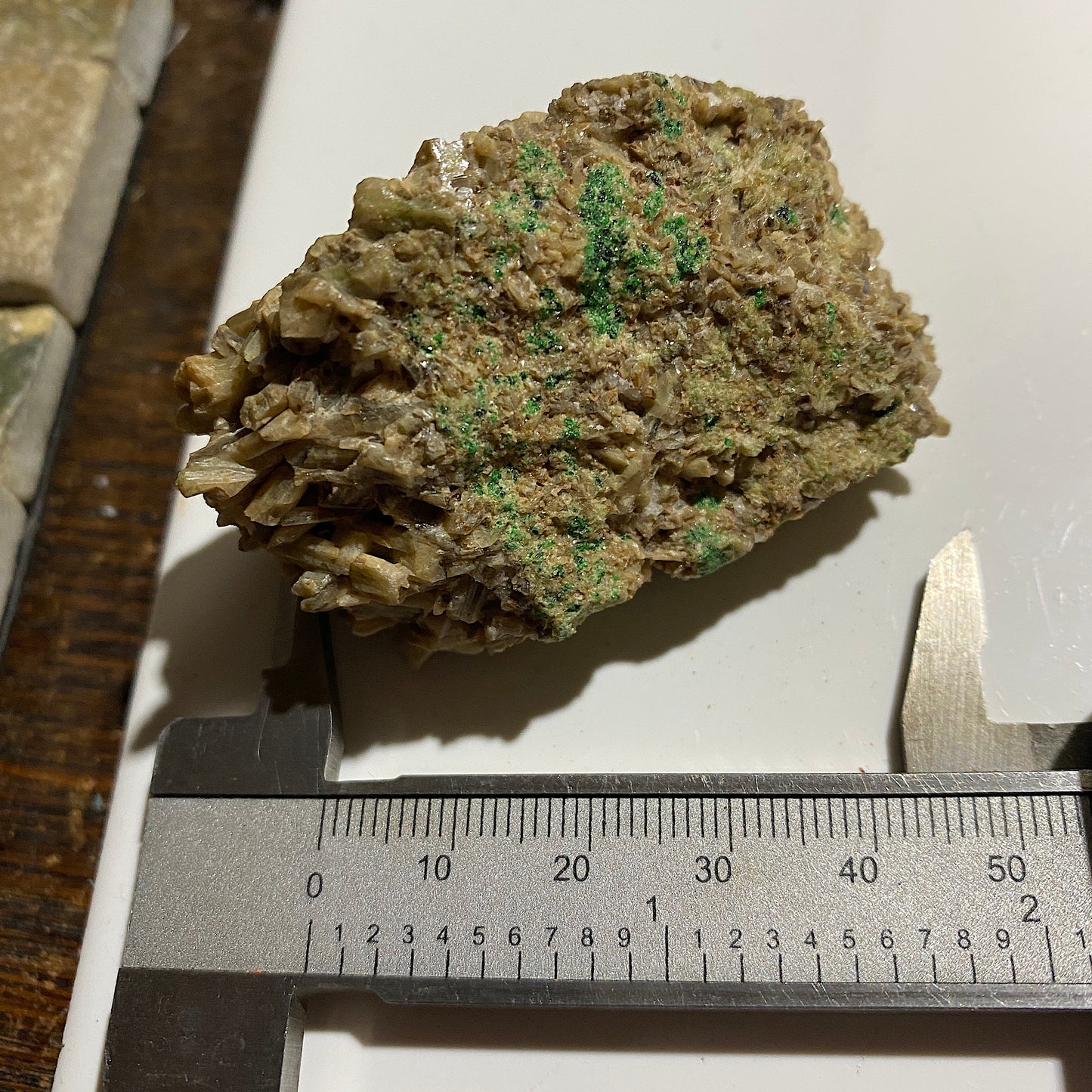 DIOPSIDE WITH GROSSULAR [GREEN] - ORFORD NICKEL MINE, QUEBEC, CANADA 90g MF1352