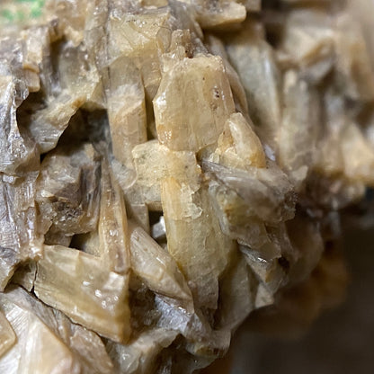 DIOPSIDE WITH GROSSULAR [GREEN] - ORFORD NICKEL MINE, QUEBEC, CANADA 90g MF1352