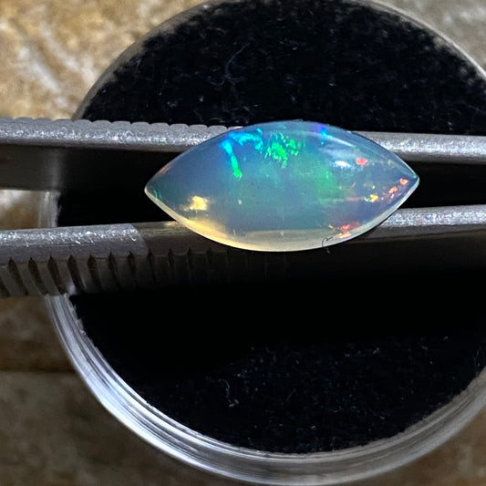 OPAL NATURAL MINED - DUBNIK, PRESOV REGION, SLOVAKIA. 1.75Ct. MFG5067