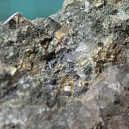 ÉCHANTILLON IMPRESSIONNANT DE CALCITE DE LA MINE DE CASAPALCA, PÉROU. 300g MF1311