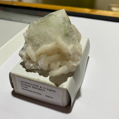 APOPHYLLITE WITH STILBITE - RAIGAD, PUNE, MAHARASHTRA, INDIA 82g  MF1342