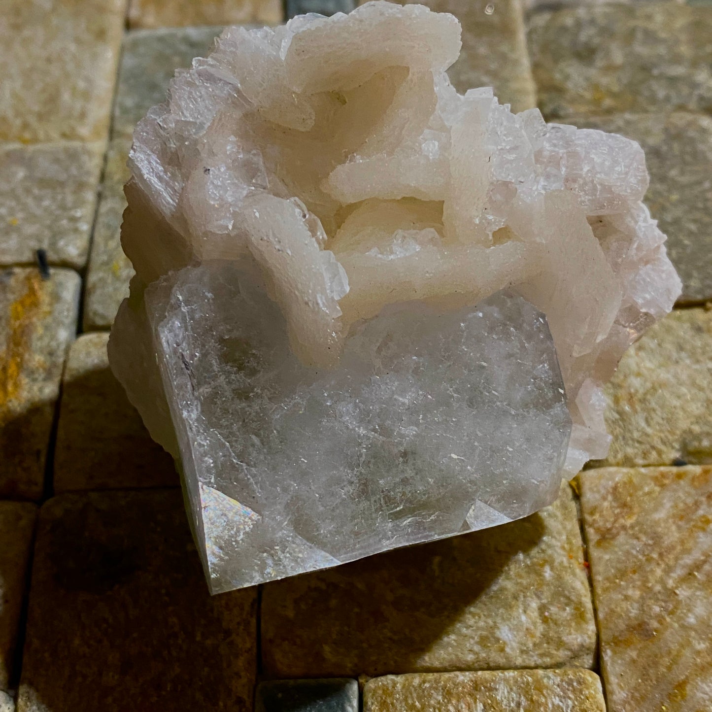 APOPHYLLITE WITH STILBITE - RAIGAD, PUNE, MAHARASHTRA, INDIA 82g  MF1342