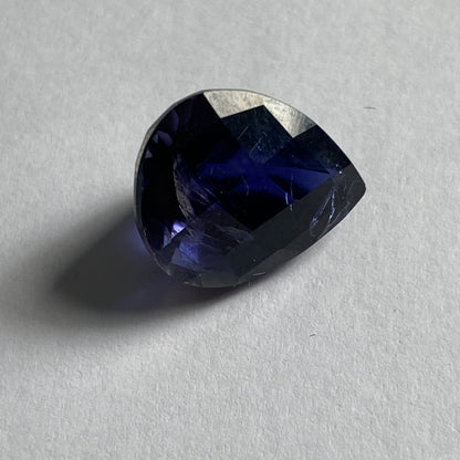 IOLITE NATURAL MINED GEMSTONE - BABATI, MANYARA, TANZANIA. 7.07Ct MFG5070