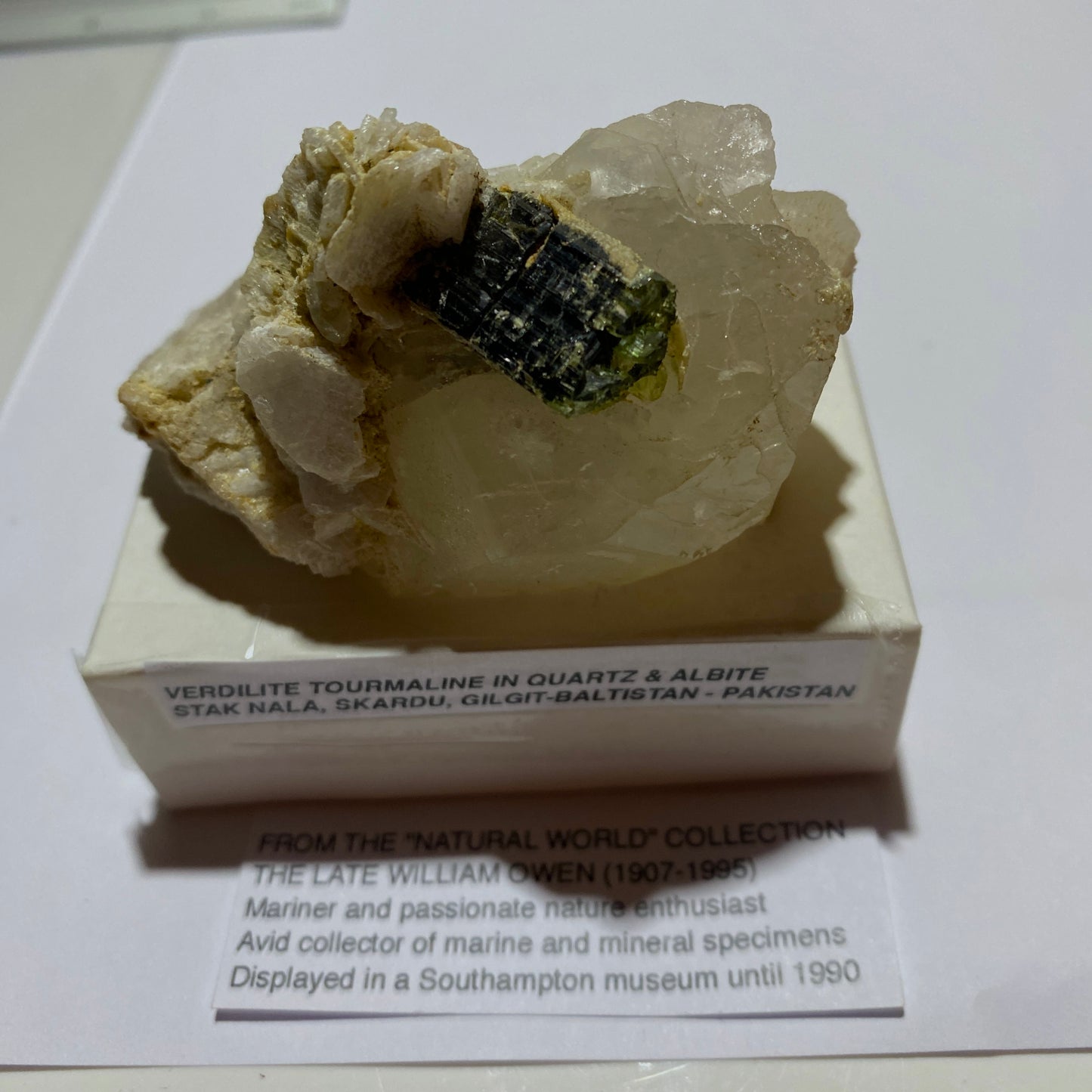 VERDILITE TOURMALINE IN QUARTZ & ALBITE - STAK NALA, SKARDU, PAKISTAN 114g MF4475