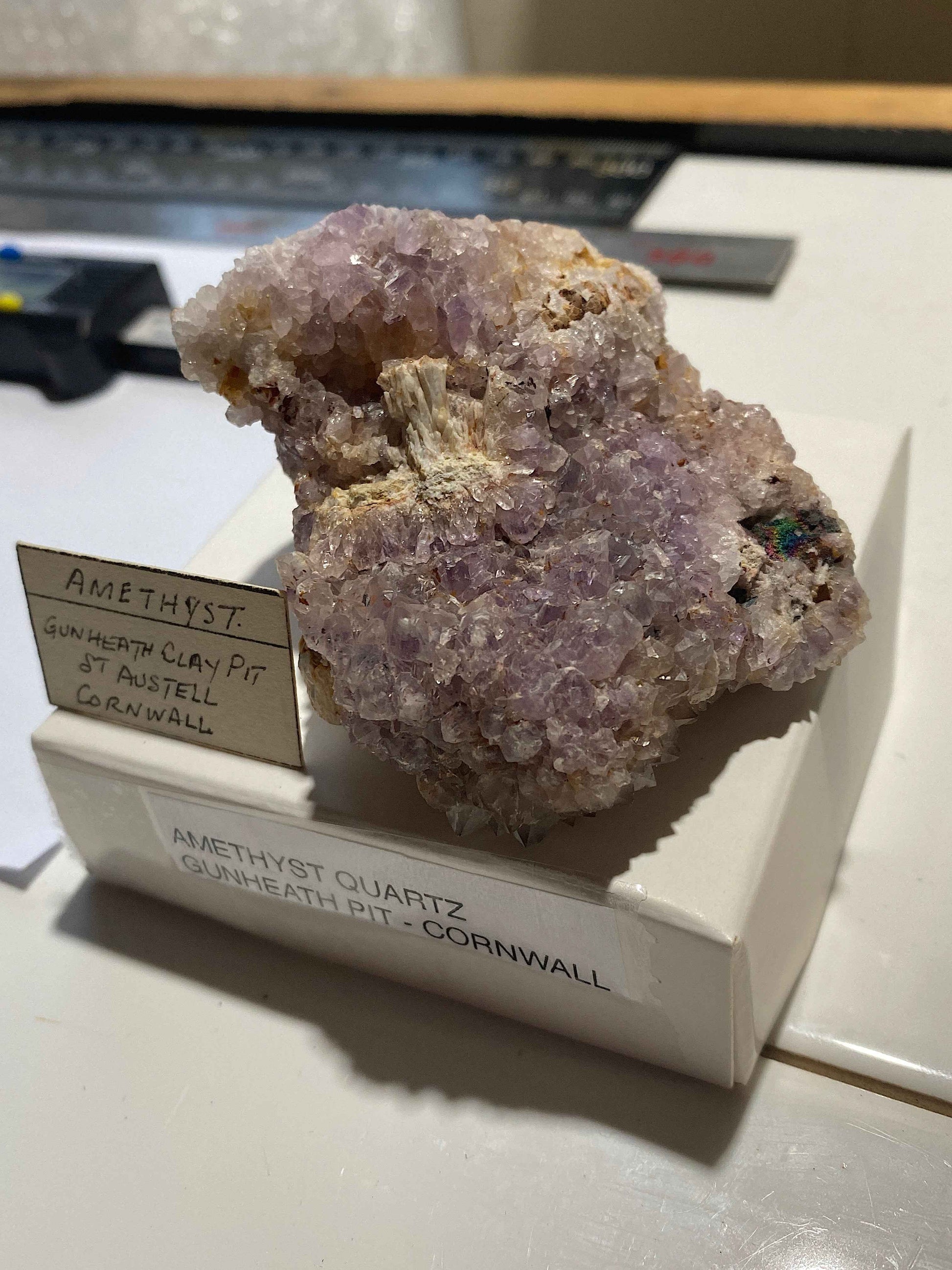 AMETHYST QUARTZ : GUNHEATH PIT, ST AUSTELL, CORNWALL  142g. MF5026