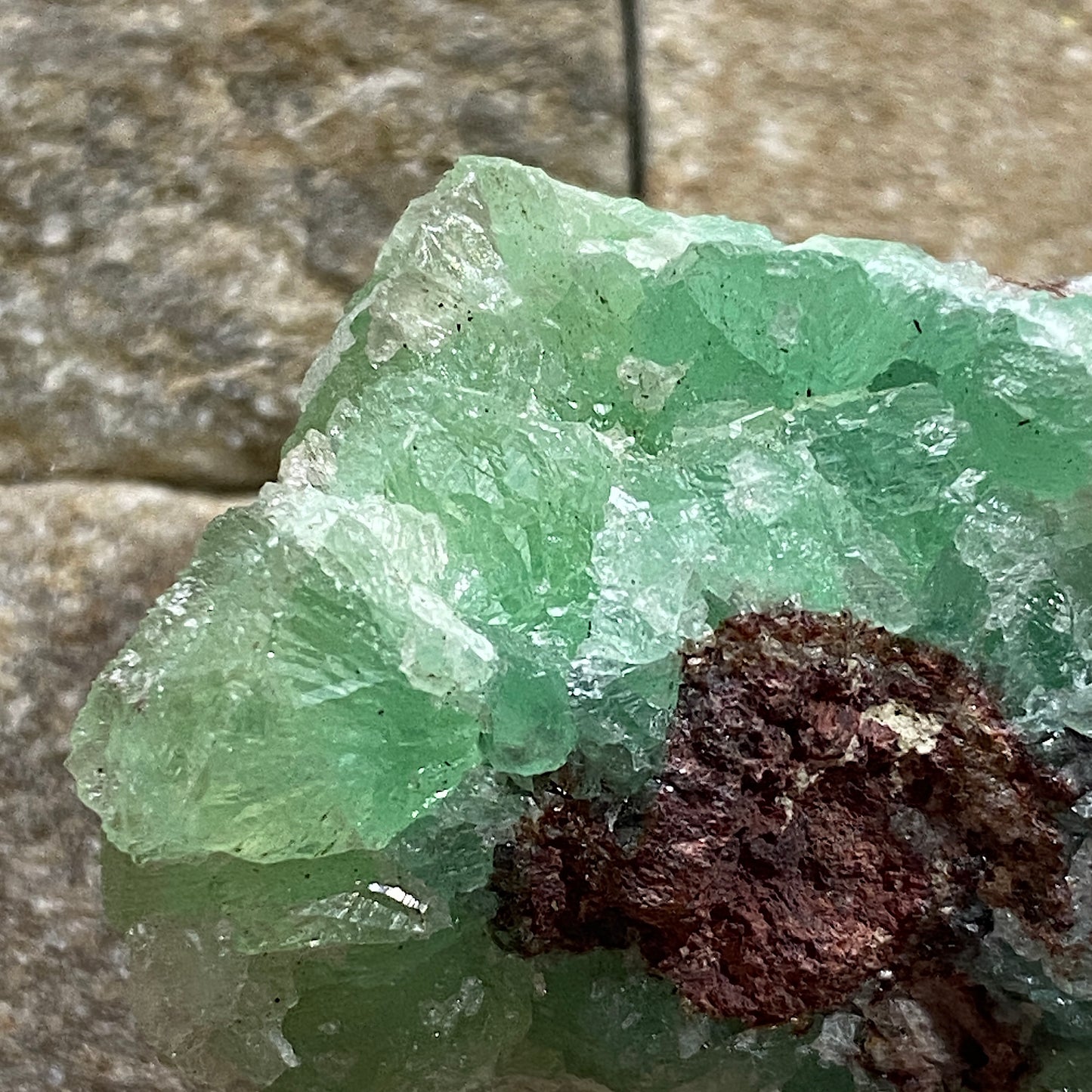 FLUORITE RARE SPECIMEN - OATMAN MINING DISTRICT, BLACK MOUNTAINS, ARIZONA  U.S.A. 50g MF1353