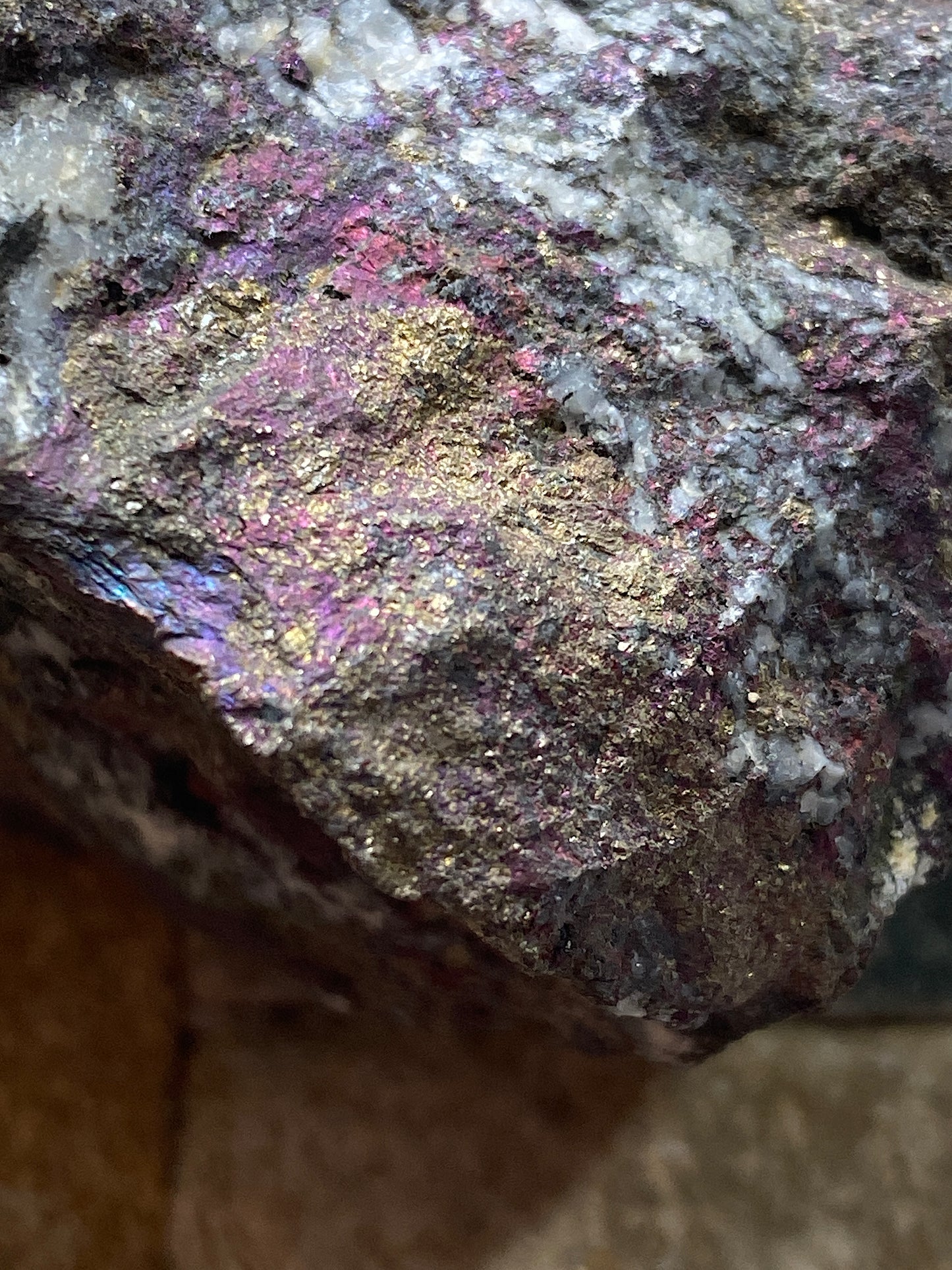 BORNITE/CHALCOPYRITE [ETC] : SAN PEDRO MINE, NEW MEXICO, U.S.A.  240g MF5027