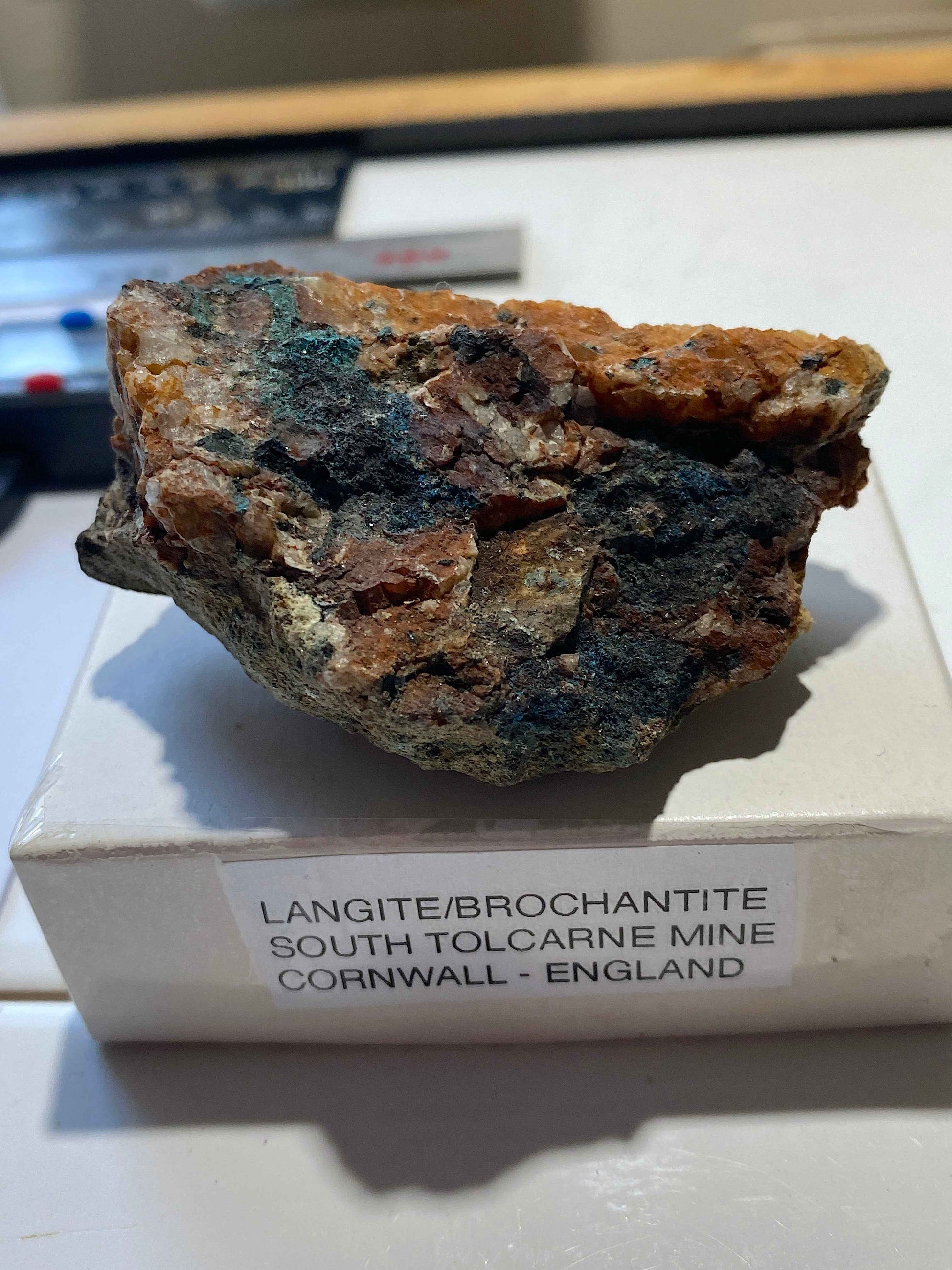 LANGITE/BROCHANTITE : SOUTH TOLCARNE MINE, BEACON, CORNWALL. 114g MF5028