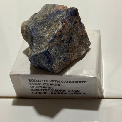 SODALITE WITH CANCRINITE - SWARTBOOSDRIF DIKES,  KUNENE, NAMIBIA. 34g  MF4134