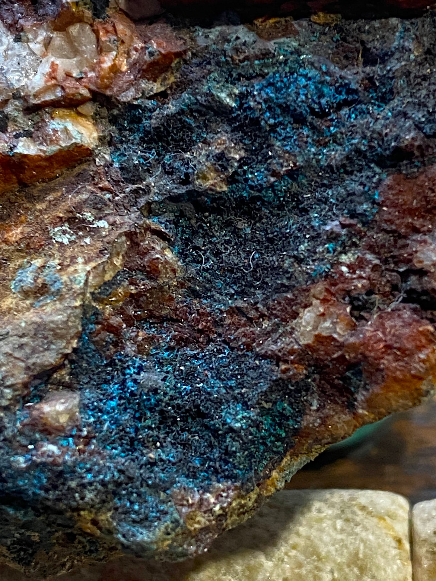 LANGITE/BROCHANTITE : SOUTH TOLCARNE MINE, BEACON, CORNWALL. 114g MF5028
