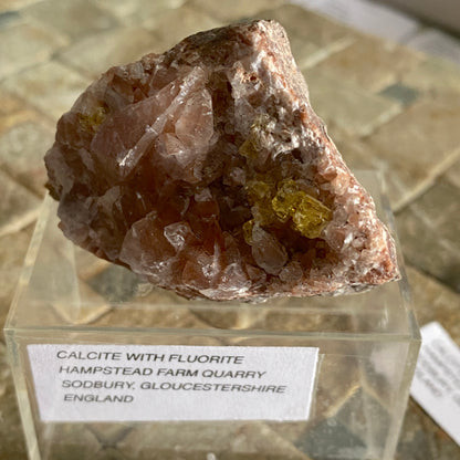 CALCITE WITH FLUORITE, HAMPSTEAD FARM QUARRY, UNUSUAL SPECIMEN 70g MF1824