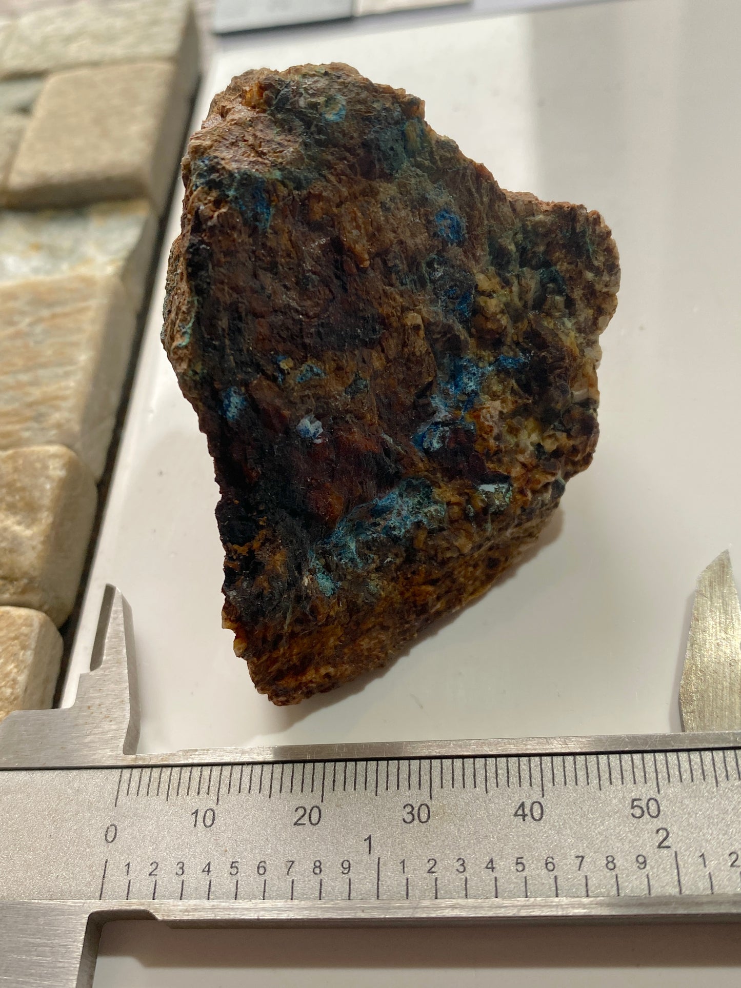 CONNELLITE : PENBERTHY CROFT MINE, ST HILARY, CORNWALL. 101g. MF5034