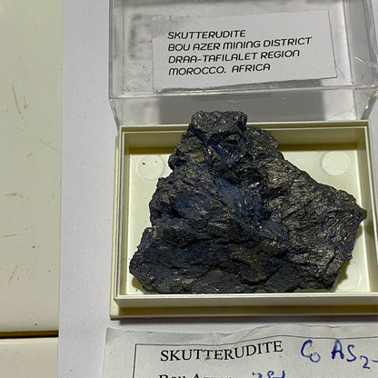 SKUTTERUDITE [SOLID] IMPRESSIVE  SPECIMEN FROM BOU AZER, MOROCCO 73g MF1475
