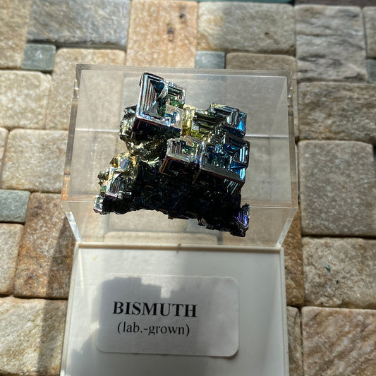 BISMUTH LABORATORY GROWN!!  38g. MF4398