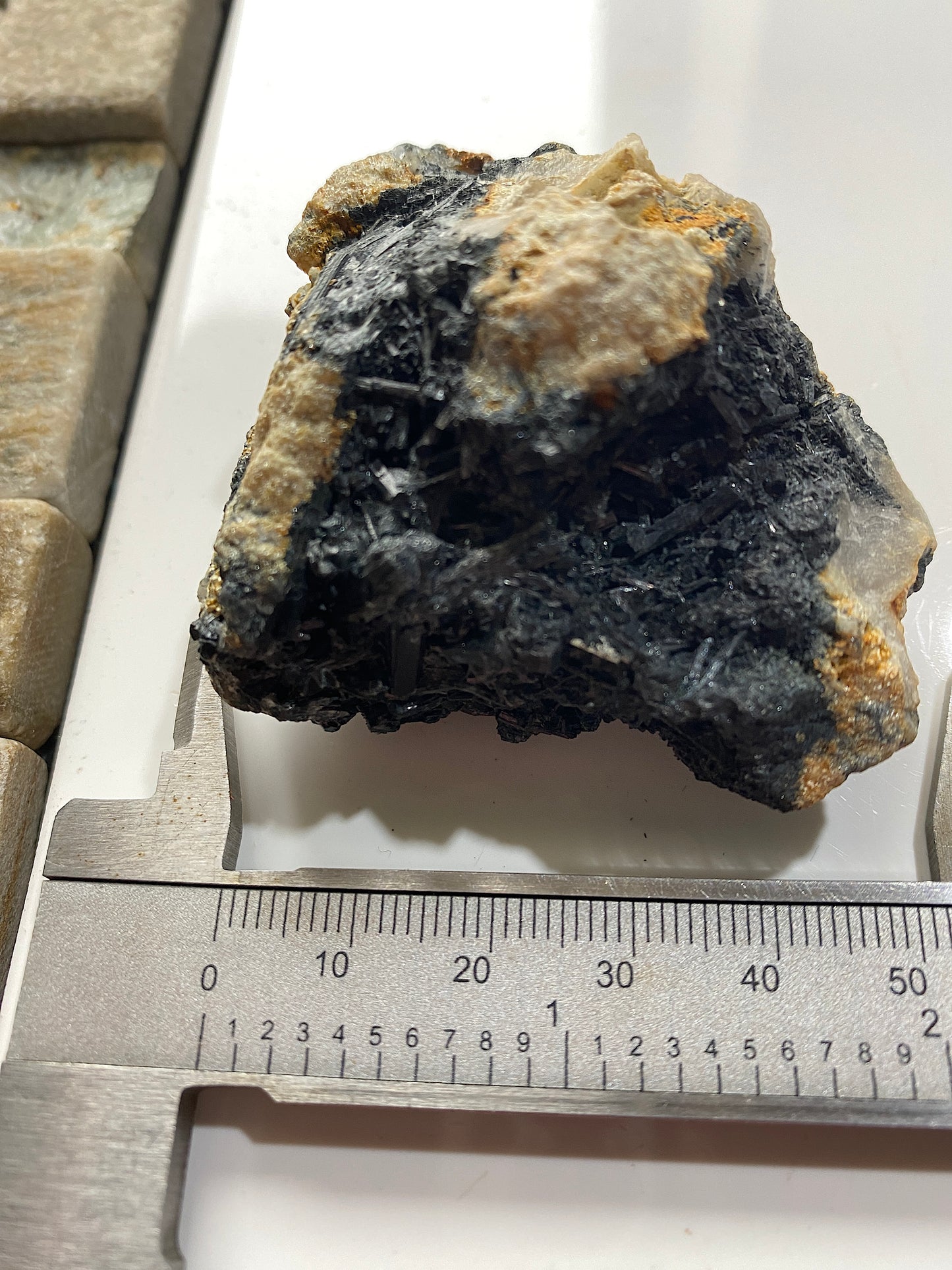 SCHORL TOURMALINE : SOUTH TOLCARNE MINE, BEACON, CORNWALL. 83g MF5036