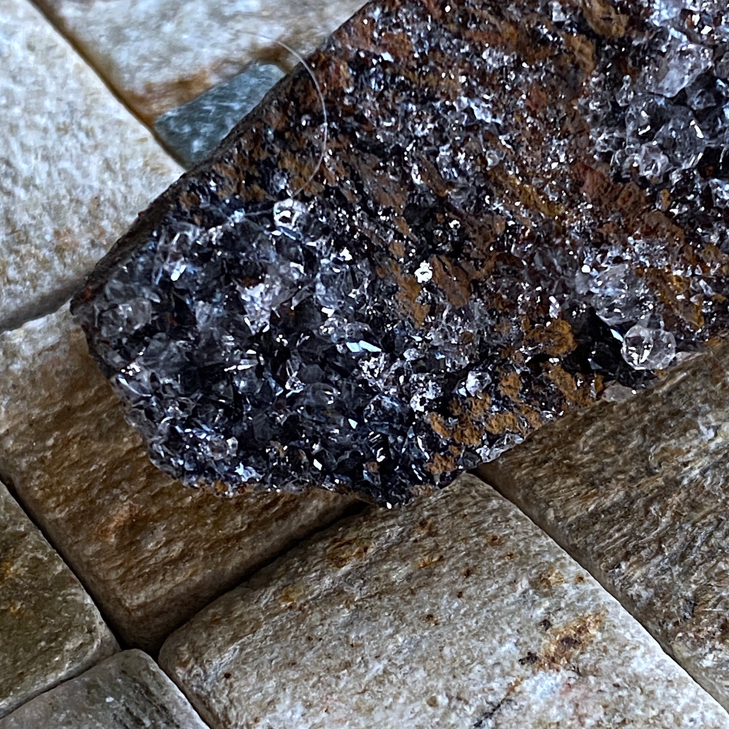 QUARTZ/GOETHITE, COMPTON MARTIN QUARRY, SOMERSET, ENGALND 83g MF1819