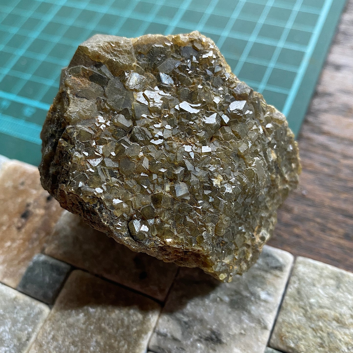 TOPAZOLITE [ANDRADITE GARNET VARIETY], RARE., QUARTZITE MT, ARIZONA. 242g MF1490