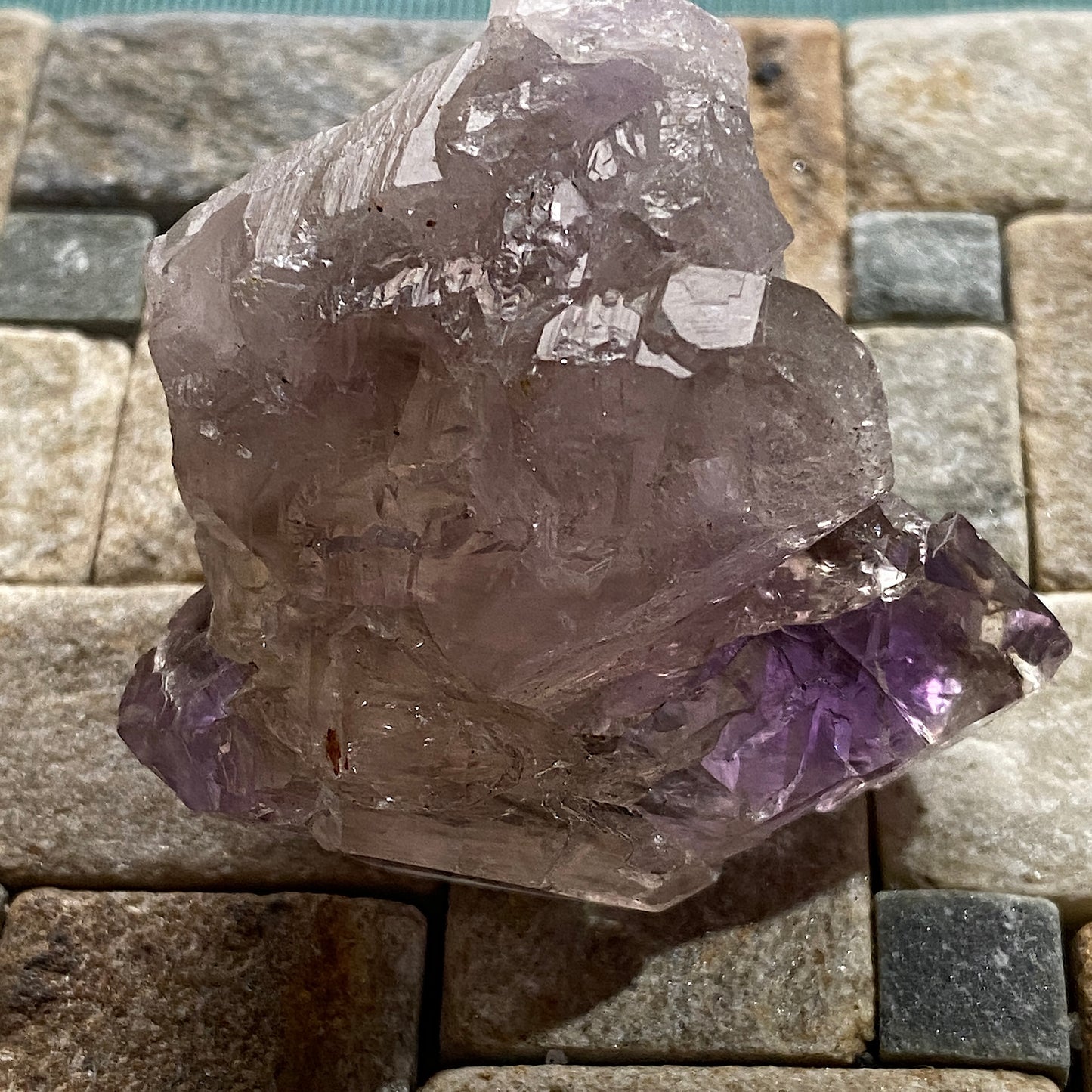 QUARTZ WITH AMETHYST GHOSTING UNUSUAL AND LOVELY SPECIMEN 87g MF1412