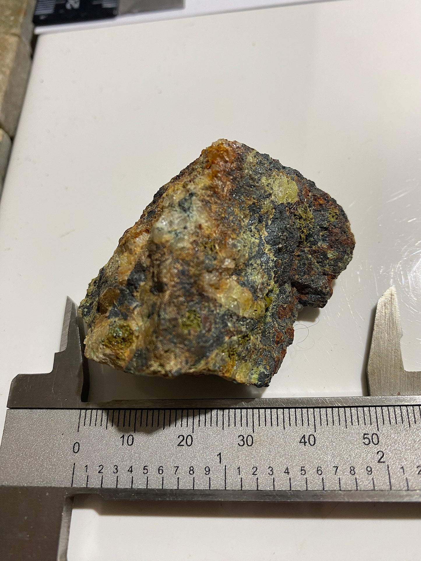 PHARMOCOSIDERITE/SCORADITE [ETC] : SOUTH TOLCARNE MINE, CAMBORNE, CORNWALL  57g MF5040