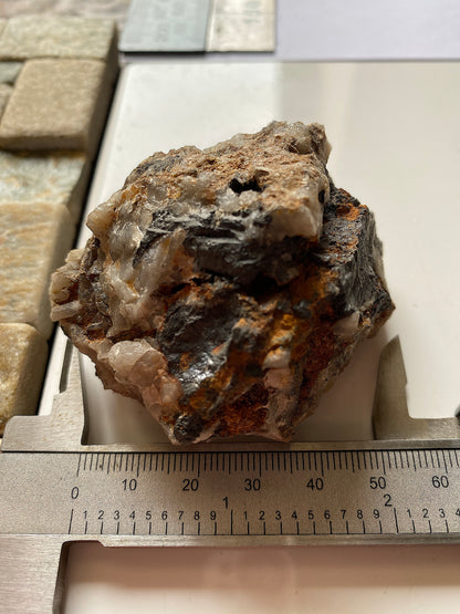WOLFRAM : GREAT CONDURROW MINE, BEACON, CAMBORNE, CORNWALL  152g MF5042