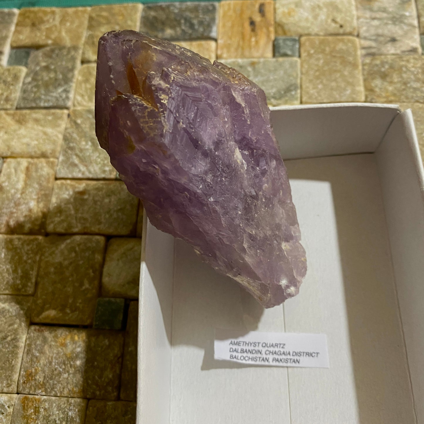 AMETHYST QUARTZ - DALBANDIN, CHAGAI DISTRICT, BALCOHISTAN, PAKISTAN 159g MF4137