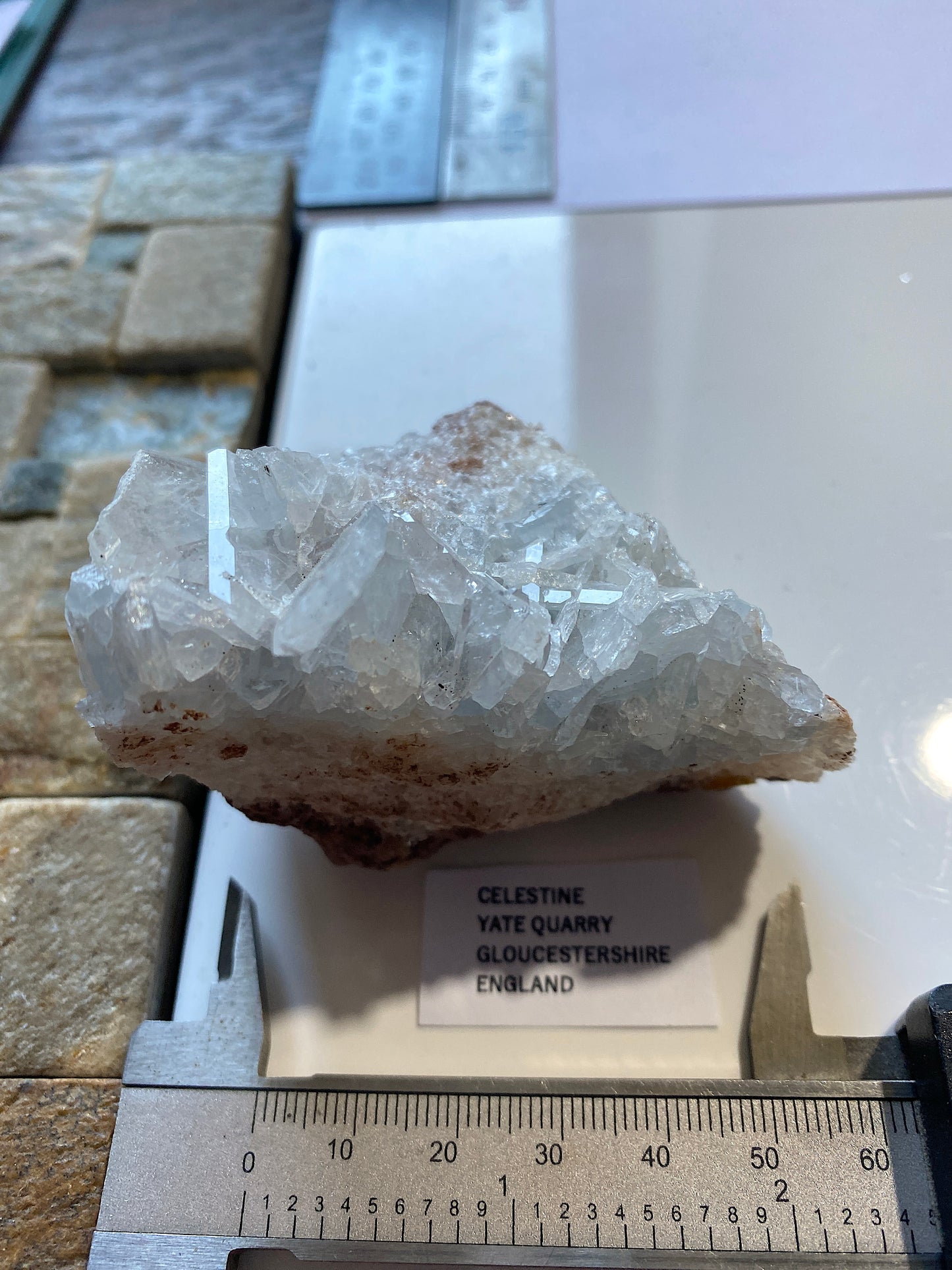 CELESTINE : YATE QUARRY, GLOUCESTERSHIRE, ENGLAND. 242g  MF5045