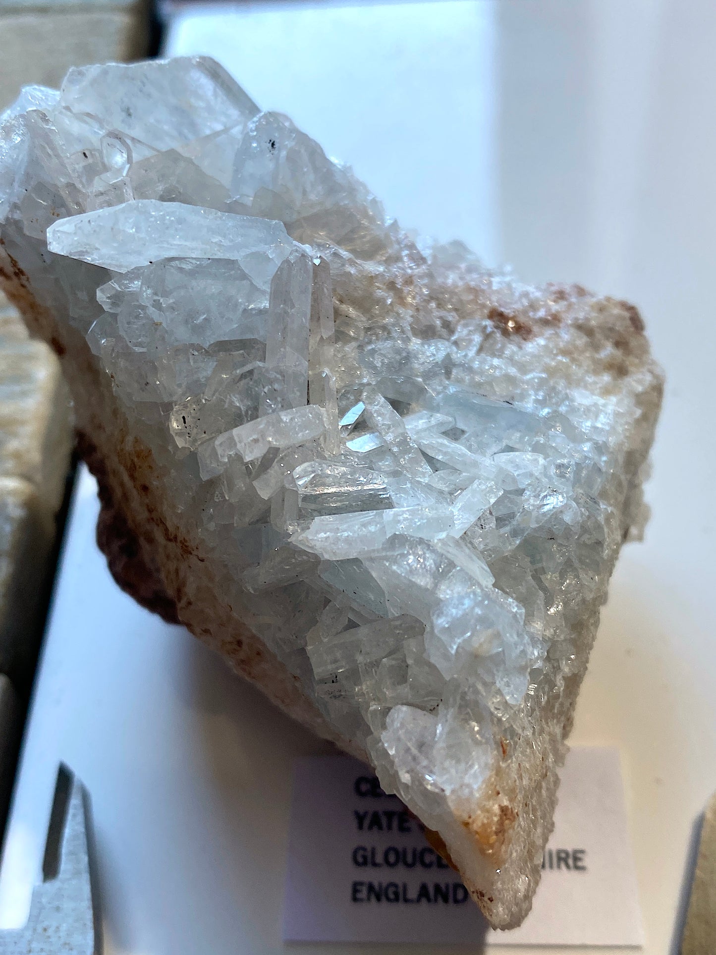 CELESTINE : YATE QUARRY, GLOUCESTERSHIRE, ENGLAND. 242g  MF5045