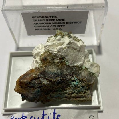 GEARKSUTITE [ETC] - GRAND REEF MINE, ARIZONA, U.S.A.  42g MF1458