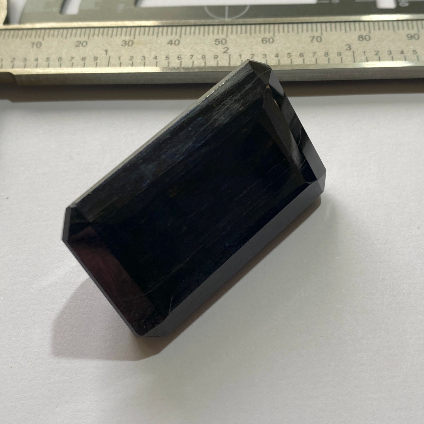 SAPPHIRE CORUNDUM NATURAL MINED - SOUTH AFRICA - MASSIVE 285Ct  MFG5085