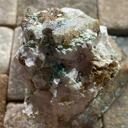 GEARKSUTITE [ETC] - GRAND REEF MINE, ARIZONA, U.S.A.  42g MF1458
