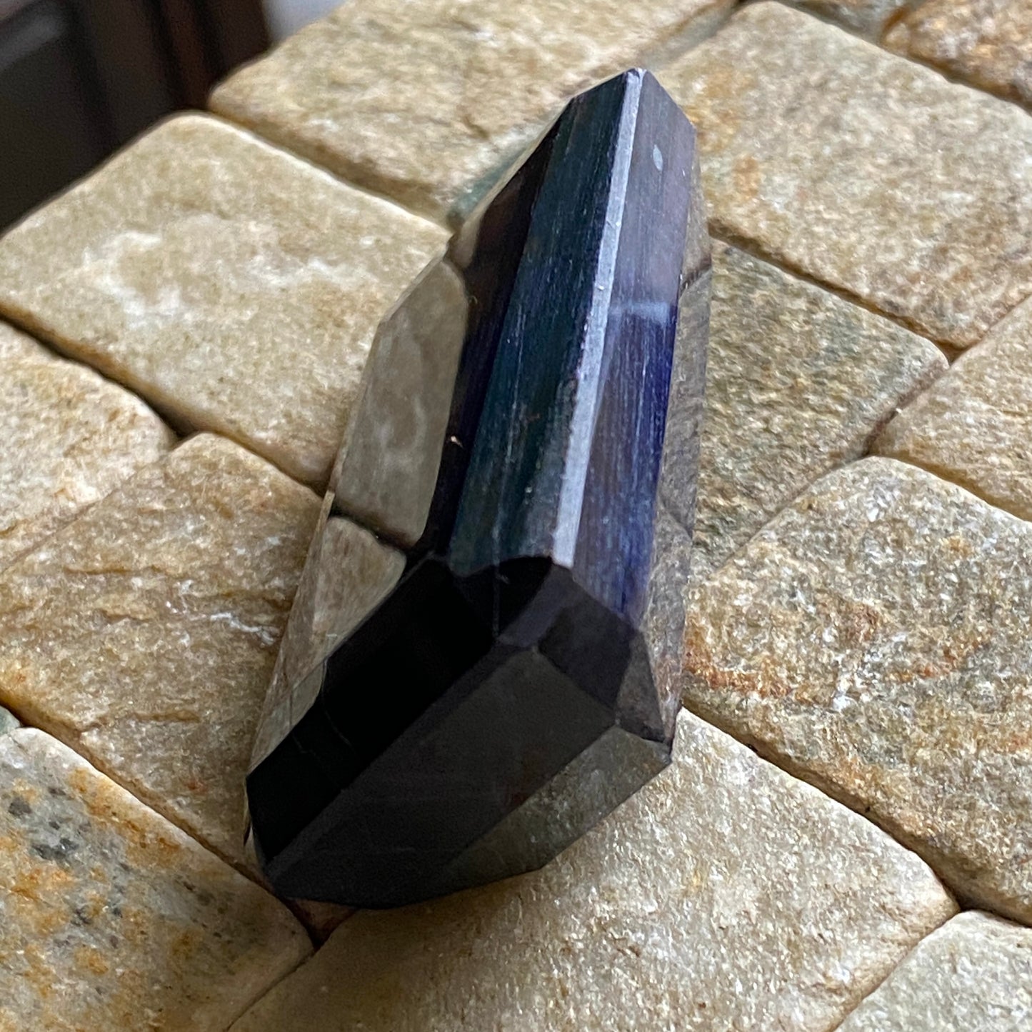 SAPPHIRE CORUNDUM NATURAL MINED - SOUTH AFRICA - MASSIVE 285Ct  MFG5085