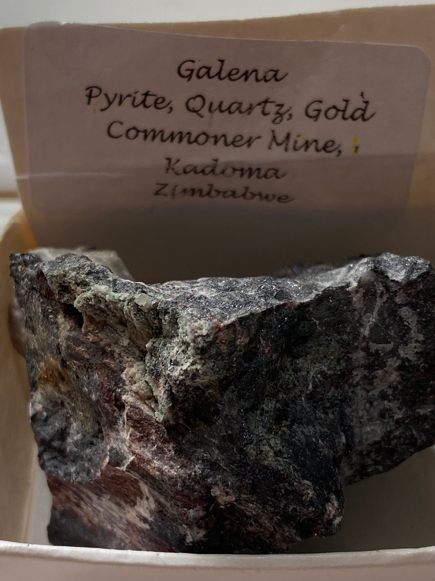 INTERESTING SPECIMEN FROM THE OLD COMMONER GOLD  MINE, ZIMBABWE 48g  MF5049