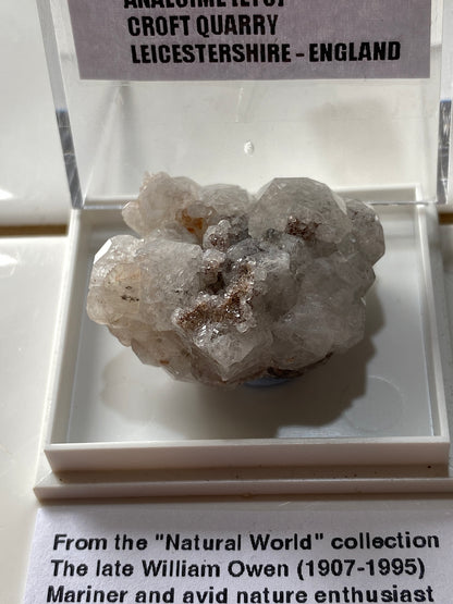ANALCIME : CROFT QUARRY, BLABY, LEICESTERSHIRE. 8g MF5050