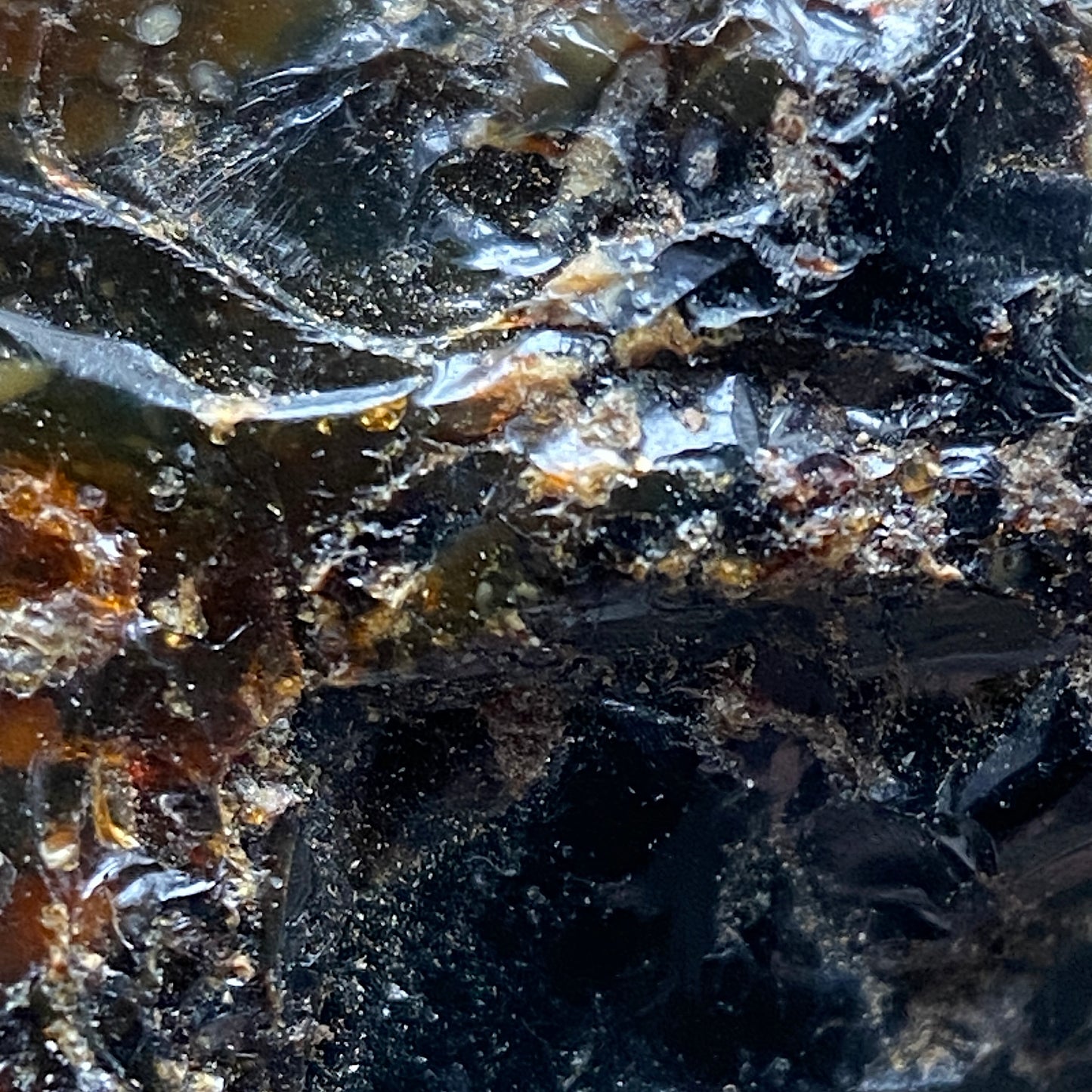 NATURAL AMBER - LAMPUNG PROVINCE, SUMATRA, INDONESIA 15g MF4478